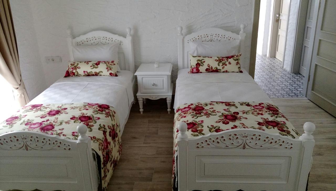 Alya Mou Butik Hotel Çeşme Exterior foto